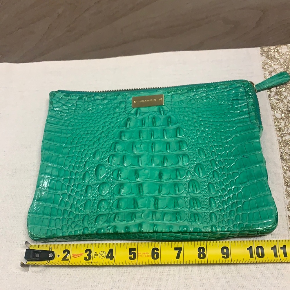 Brahmin used for IPad